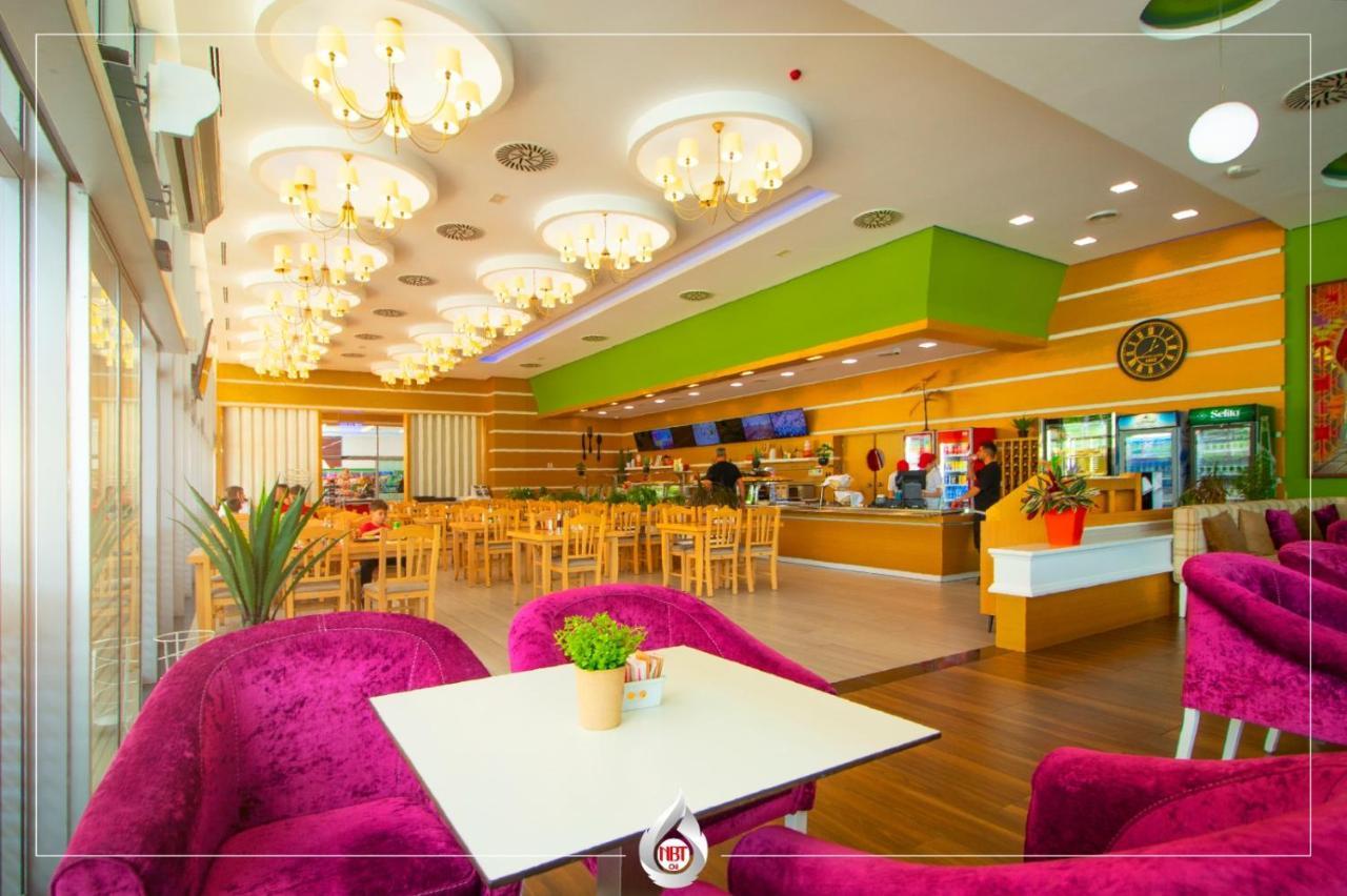 Nbt Hotel Reps Kukes Екстериор снимка